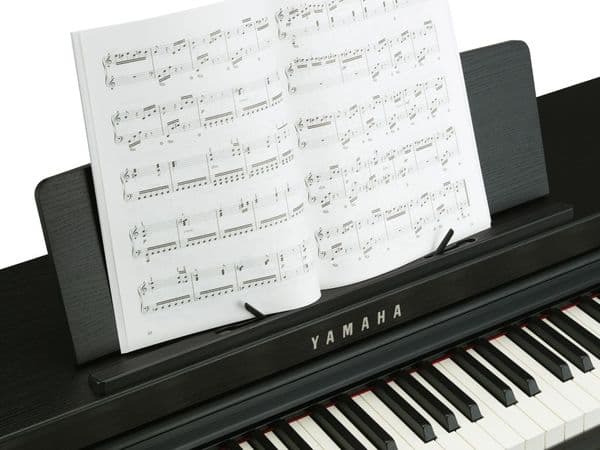 Yamaha CLP-725 Clavinova Digital Piano (CLP 725 CLP725)